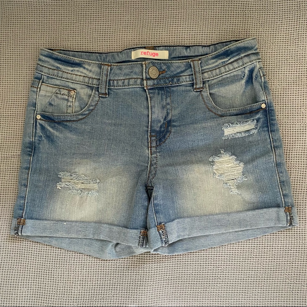 Refuge light-wash ripped denim shorts. Size 0.